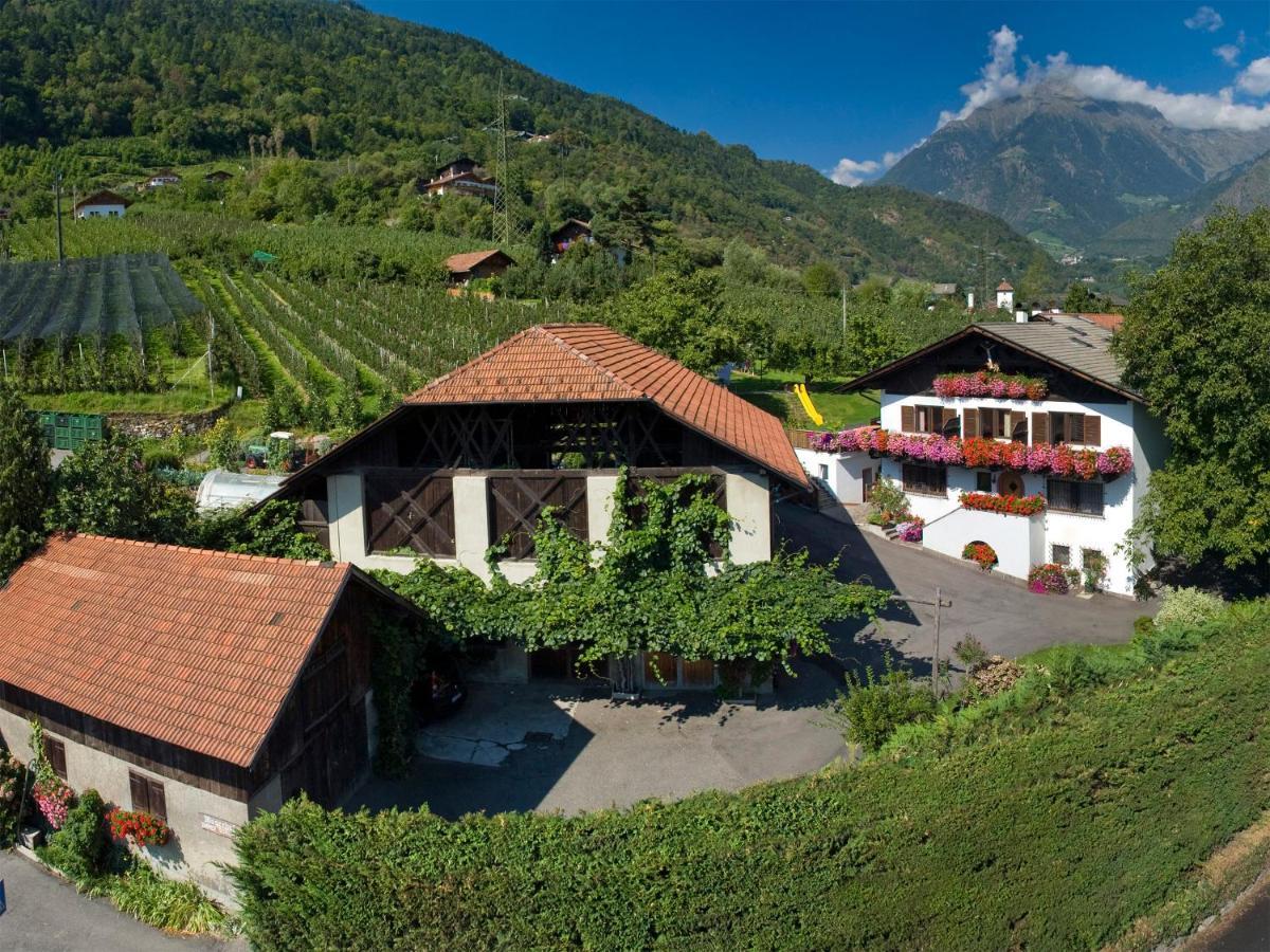 Moserhof Marling Buitenkant foto